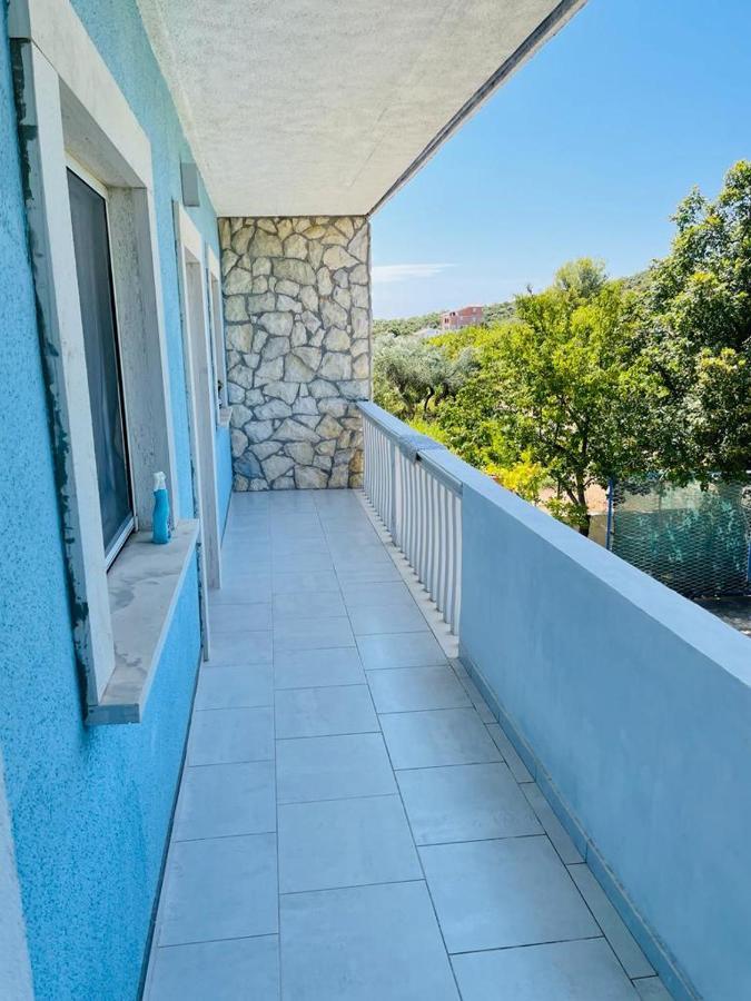Oaza Mira Apartman Tisno Kültér fotó